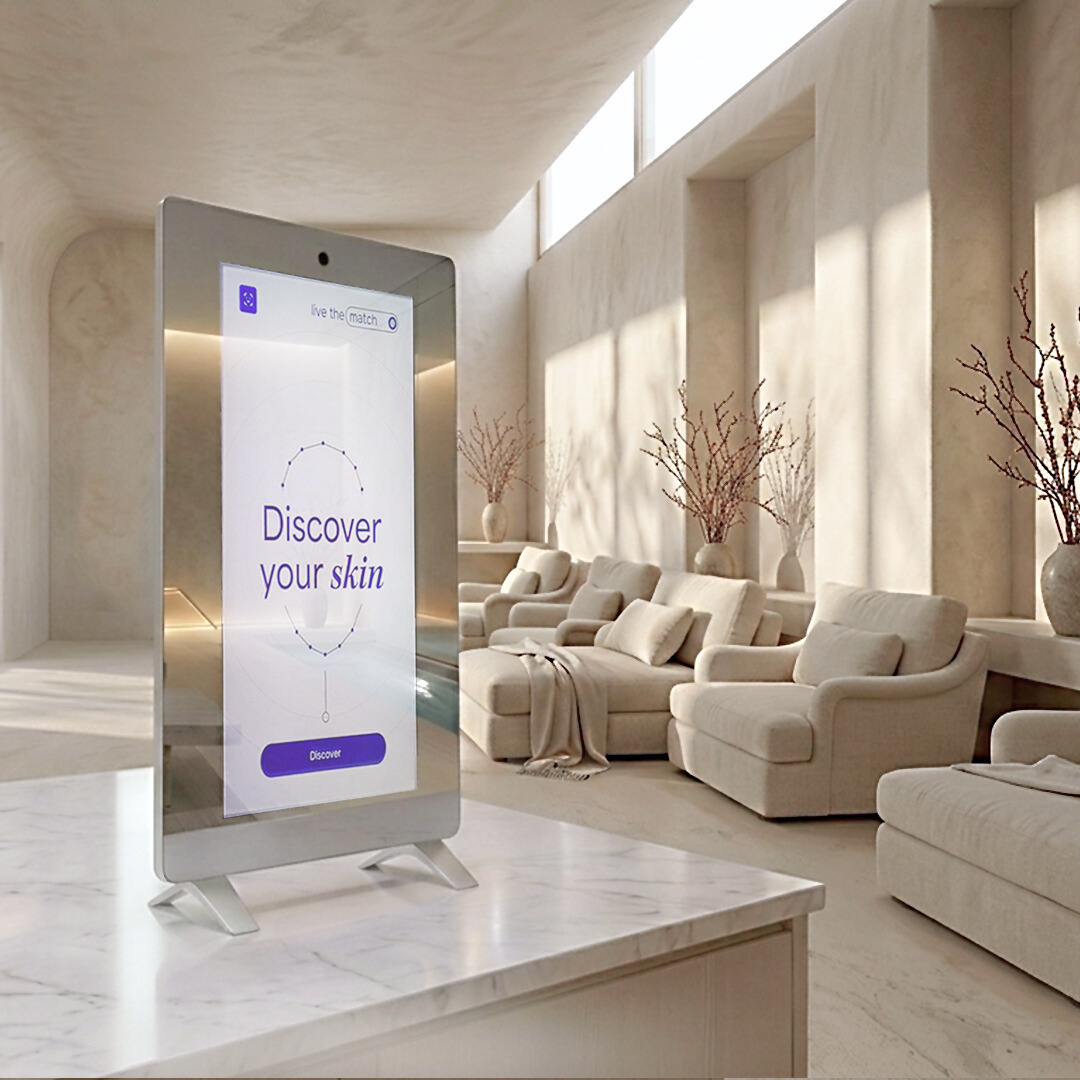 Miroir intelligent ABBI dans un espace de consultation beauté professionnel